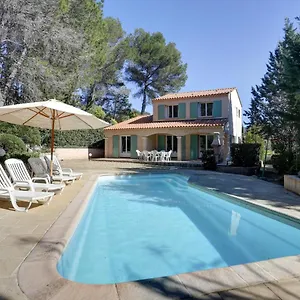 8 Pers, Climatisée, Piscine Chauffée, Un Havre De Paix Sous Les Pins Parasols , Roquebrune-sur Argens France