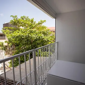  Apartment Place De La Cathedrale De A Pitre
